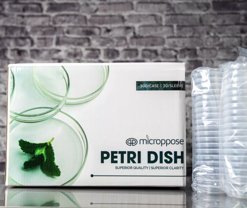 Microppose Petri Dishes 90mm x 15mm Plates W/ Vented Lid, Sterile 500-Pack Case - Image 1 of 4