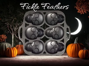 Lodge Cast Iron Skull Molds Pan Limited Edition - Cakes - Cornbread & MORE NWT - Picture 1 of 17