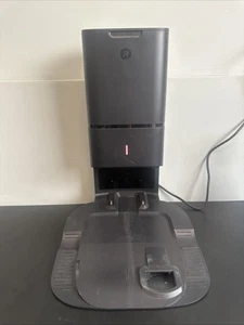 iRobot Stazione di ricarica automatica per smaltimento sporco ADE-N1 - Foto 1 di 9