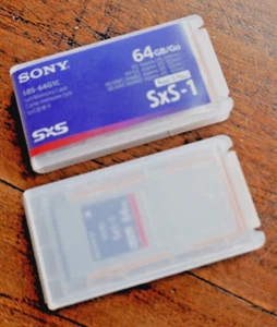 2 Cartes sony sxs-1 64 GB - SBS-64G1C Memory Card (en très bon état + boite) - Photo 1/2