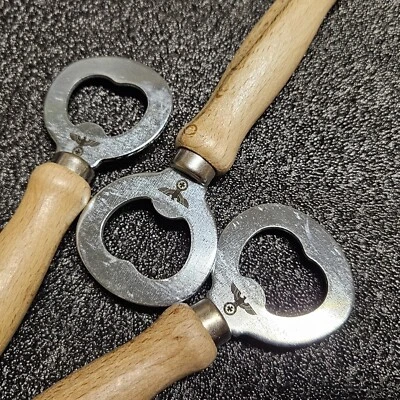 O.R.S. Flaschenöffner mit Holzgriff Gravur Reichsadler Eisernes Kreuz Bieröffner