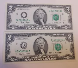 2 Zwei Dollar 2003 & 2003A Federal Reserve Scheine..Zirkuliert - Bild 1 von 2