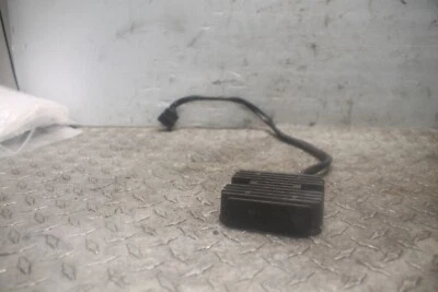 96-08 KAWASAKI VULCAN 1500 OEM RECTIFICADOR REGULADOR DE VOLTAJE Foto 1 de 4