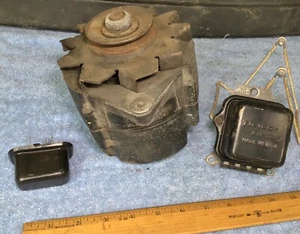 vintage OEM GM used 1964 1965 old CORVETTE Vette 61 Amp 5L22 ALTERNATOR + Bonus! - Picture 1 of 3