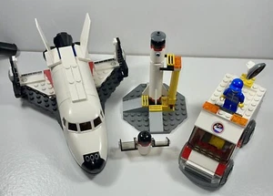 Lego 3366 Sattelite Launch Pad & 60078 Space Utility Shuttle 100% Complete!! - Picture 1 of 9