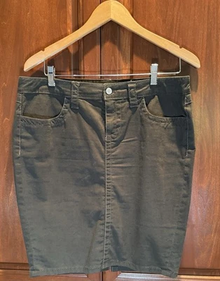 London Jean Women's Knee Length, Deep Khaki / Sage Denim, 4-Pocket Skirt Size 12 - Image 1 of 4