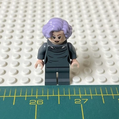 LEGO Star Wars Gran Almirante Holdo Del Set (75188) Bombardero de Resistencia  Foto 1 de 4