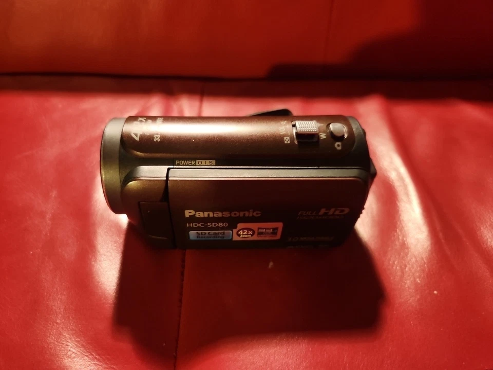 Panasonic Camcorder HDC-SD80 Rot Full HD 3MP Touchscreen Vintage  Geprüft TOP - Bild 1 von 4