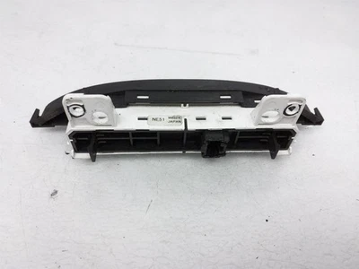 2007-2015 年马自达 Mx-5 危险开关 Ng20-66-4H0 带可伸缩硬顶 — 第 1/4 张图片