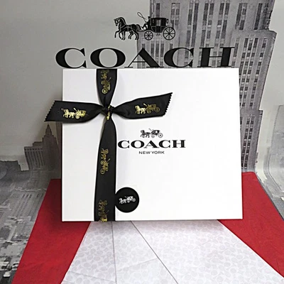 NUEVA 1 caja de regalo Med Coach con pañuelo ~ pegatina ~ cinta negra de 3,5' ~ 10,5 x 12,5 x 4,5 Foto 1 de 4