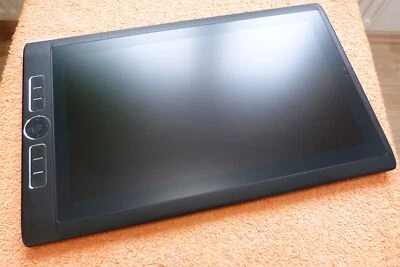 Wacom MobileStudio Pro 13 Zoll QHD Adobe RGB l 64GB CORE i5 l DTH W1320 Komplett - Bild 1 von 4