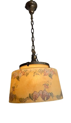 Accesorio colgante Art Nouveau pintado al revés de los años 1910-20 Foto 1 de 4