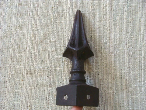 Antique Vintage 7" Cast Iron Spear Topper Fence Post/Flag Pole 9" w Base Cover