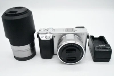 【Shutter Count:411】Sony a6400 Double Zoom Lens Kit Silver From Japan - Near Mint - Image 1 of 4