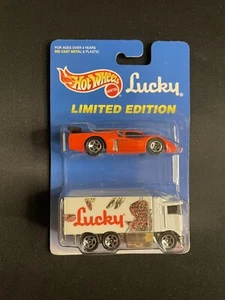 1996 Vintage Hot Wheels Limited Edition 2 Car Pack Lucky Hiway Truck mit GT RACER - Bild 1 von 2