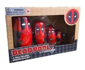 DEADPOOL: Muñecas anidadoras de madera de 5 piezas Deadpool Family en caja. Nuevo 14+ - Imagen 1 de 3