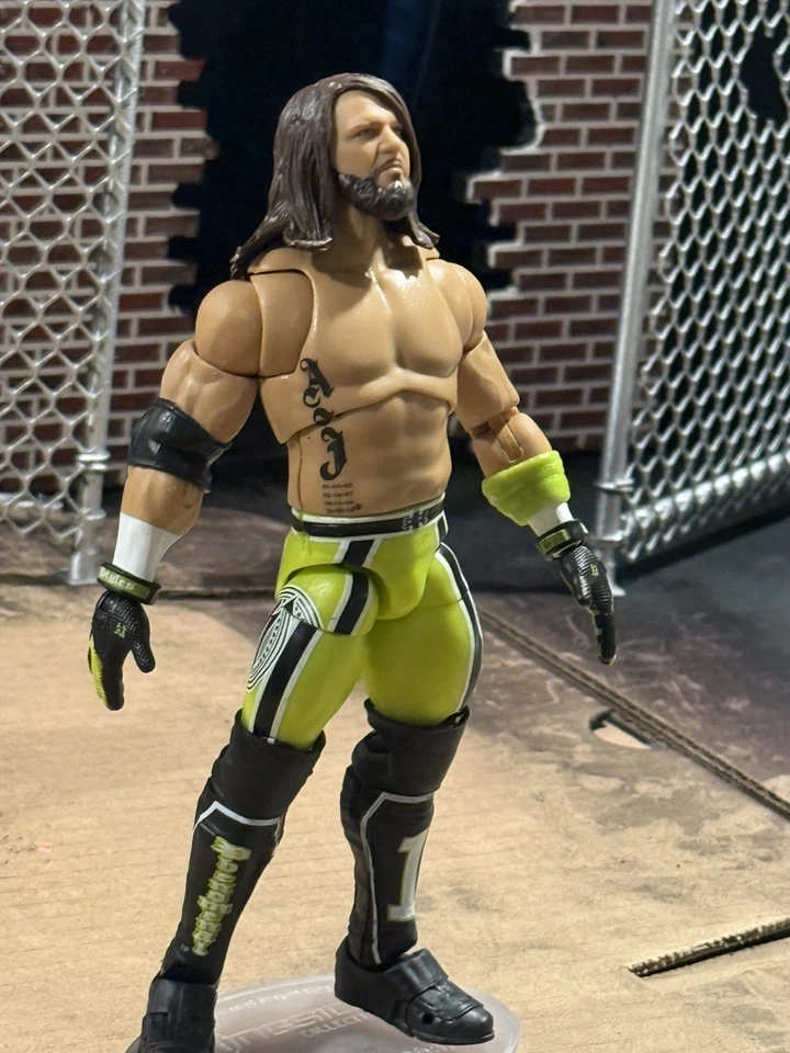 Figura Mattel WWE CUSTOM ULTIMATE EDITION WWE AJ Style Foto 1 de 4