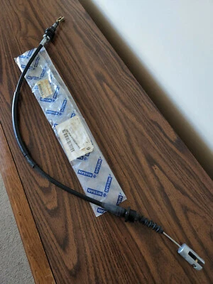 日产 Stanza 离合器电缆适用于 1983 - 1986 正品原始设备制造商 30670-D2801 CA20 全新全新全新无标签 — 第 1/4 张图片