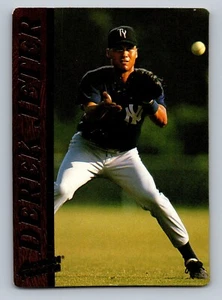DEREK JETER 1995 ACTION PACKED ROOKIE #10 NEW YORK YANKEES - Picture 1 of 2