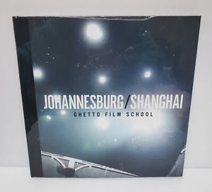 Johannesburg/Shanghai Ghetto Film School HC Book Photos by Rob Kalmbach - Imagen 1 de 4