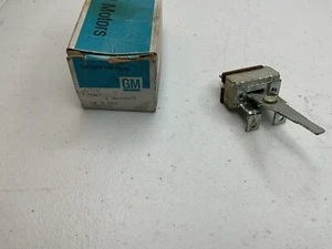 GM 655973 1969-72 TRUCK SWITCH heater/blower/defrost - Picture 1 of 5