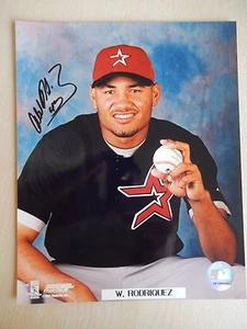 Wandy Rodriguez Autographed 8" X 10" Photograph (#2) - Picture 1 of 2