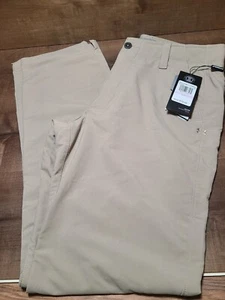 Under Armour Pants Mens 32x32 TAUPE Chino Nylon Polyester Performance GOLF - Picture 1 of 3