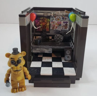 McFarlane Five Nights At Freddy’s FNAF 12031 The Office w/ Golden Freddy Set - Image 1 of 4