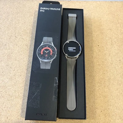Samsung Galaxy Watch 5 Pro 45mm GPS Wifi Bluetooth Smartwatch SM-R920 Gray M/L - Image 1 of 4