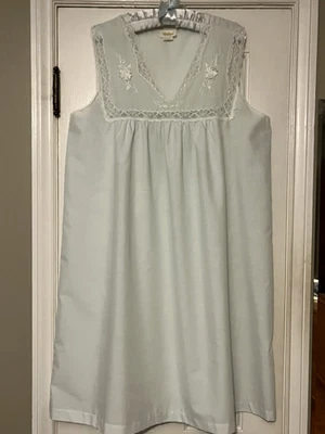 Camisón Barbizon Vintage Azul Claro con Bordado de Encaje Talla Grande Foto 1 de 4