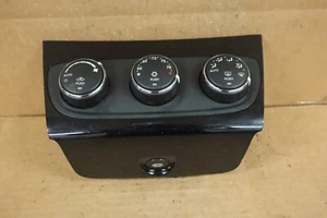 2011 2012 2013 2014 Chrysler 200 AC Heat Temperature Climate Control P55111888AF - Picture 1 of 5