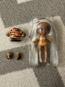 Na! Na! Na! Surprise Minis Serie 2, 4 Zoll Modepuppe Bianca Bengal - Bild 1 von 3