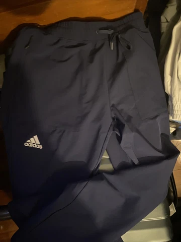 Adidas Georgia Tech Basketball Team Issued Men’s LT2 Sweatpants NWT Cover