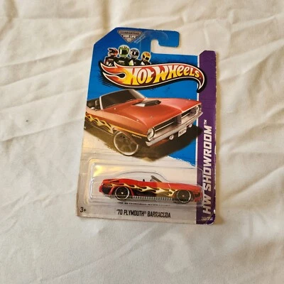 Hot Wheels #213 Showroom-Heat Fleet '70 2013 Plymouth Barracuda rojo con negro PR5 Foto 1 de 4