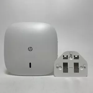 HPE HP JG993A 525 Wireless Dual Radio 802.11ac AM Access Point 866 Mbps + Mount - Picture 1 of 5