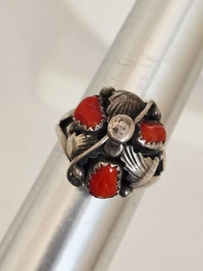 VTG Native American Signed M Sterling Silver Coral Leaf Detail Dome Ring Sz 7 - Picture 1 of 10