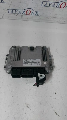 CENTRALINA MOTORE ECU PER MAZDA 3 Berlina Serie 7M6112A650BC Benzina (03>09) - Immagine 1 di 3