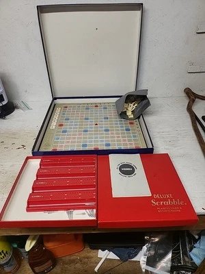 Scrabble Vintage 1966 Deluxe Edition COMPLETE. Please Look at the pictures - Image 1 of 4