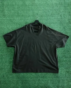 Größe L - Fear of God Essentials Oversized Crewneck Short Sleeve Tee - Bild 1 von 5