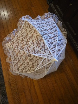 Белый кружевной цветочный зонтик свадебное платье вверх - Изображение 1 из 4