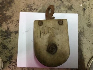 9” Antique Hudson Pulley  Block Tackle Vintage Wood Metal Barn Farm rustic - Picture 1 of 4