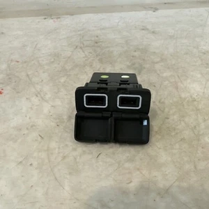 2019 ADAPTATEUR CHARGEUR DOUBLE USB ACURA RDX OEM 39113THRAA000 - Photo 1 sur 6