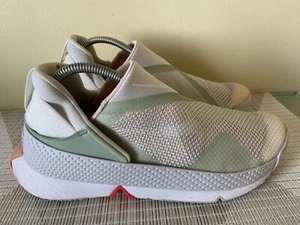 Nike Men Go FlyEase Summit White Arctic Orange Men 8 / Women 9.5 CW5883-102 - Picture 1 of 8