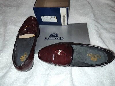 Men's New in box 9EEE Stafford burgandy wingtip dress shoes - Image 1 of 4