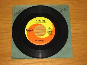 ORIGINAL BEATLES 45 RPM- CAPITOL 5327 - "I FEEL FINE" + "SHE'S A WOMAN" - Bild 1 von 2