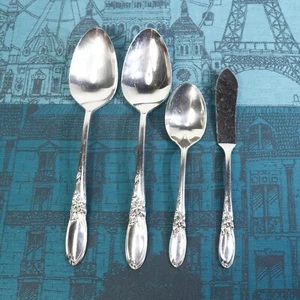 ONEIDA Community White Orchid SP completer Flatware 2 Tbsp, spoon, butter knife - Picture 1 of 3