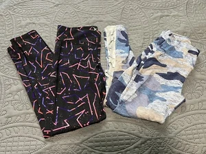 2 Girls Youth Size 8 Athletic Pants Leggings Blue Camo & Black Pink Purple - Picture 1 of 7
