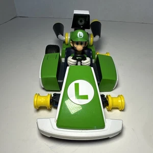 Mario Kart Live Luigi (solo coche) se enciende - Faltan ruedas accesorio de videojuego - Imagen 1 de 7