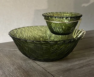 Vintage Avocado Grün Indiana Glas Chip und Dip Set Korbgeflecht Muster - Bild 1 von 15