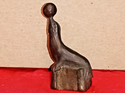 Circus Town  O Scale SEAL WITH BALL 125 DARK FINISH Metal DIECAST Figure NOS - Image 1 of 4